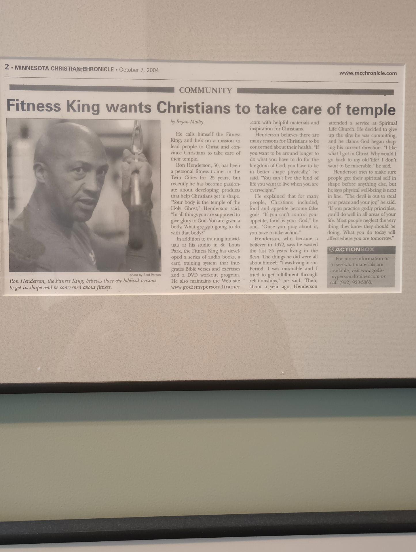 Minnesota Christian Chronicle article on Ronald Henderson, October 2004